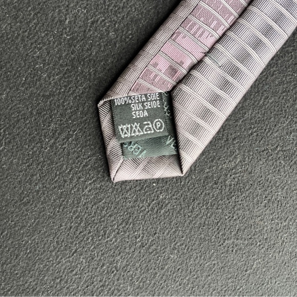 VERSACE Lavender/Pink Necktie - Picture 5 of 6